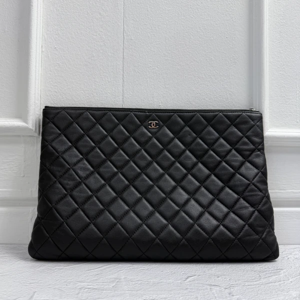 샤넬 클러치 블랙 복원염색 - 명품수선신사